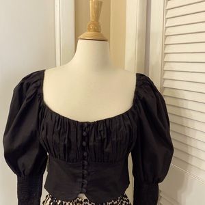 Fabulous fit! Elegant romantic and sexy at the same time! NEW WITHOUT TAGS